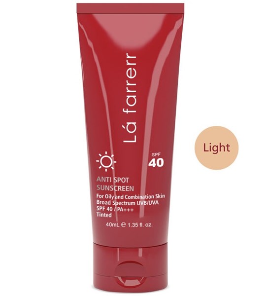 تصویر کرم ضد آفتاب و ضد لک رنگی لافارر مدل Oily And Acne-Prone Light حجم 40 میلی لیتر